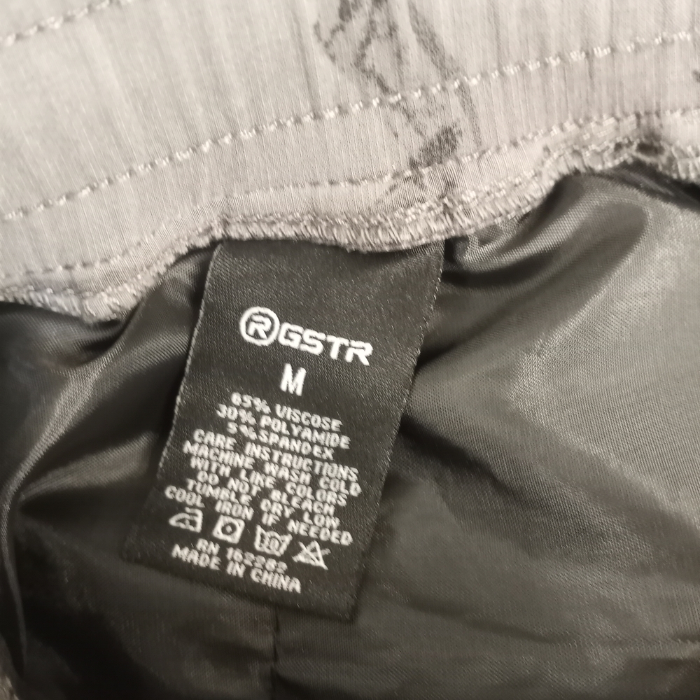 RGSTR Men's Gray Camouflage Cargo Pants with Reflective Trim Size Medium - Picture 8 of 14